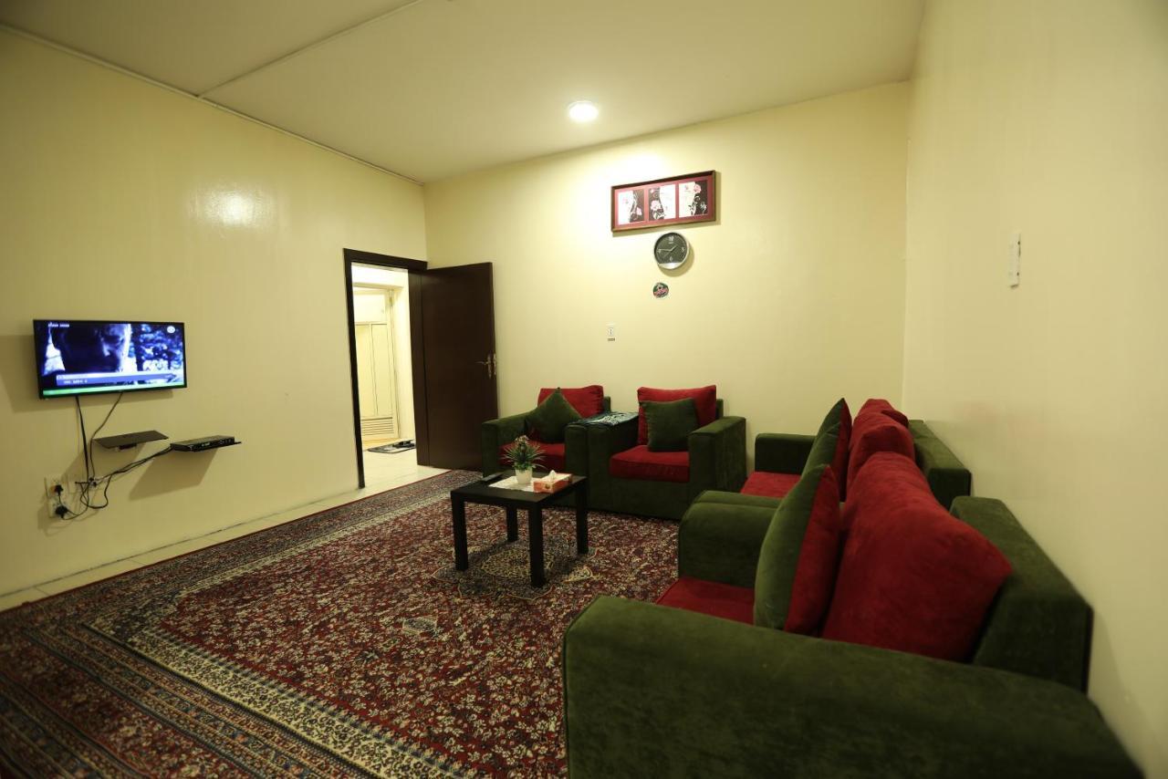 Al Eairy Apartments -Aldamam 7 Даммам Экстерьер фото